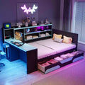 Gaming-Tagesbett (Queen-Size/Full-Size) mit Kopfteilregal, LED-Beleuchtung, integriertem Schreibtisch, Schubladen und Ladestation