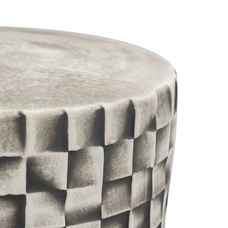 18-Zoll-Hocker-Tisch, Keramik, zylindrisch, strukturierte Geometrie, Outdoor, Grau