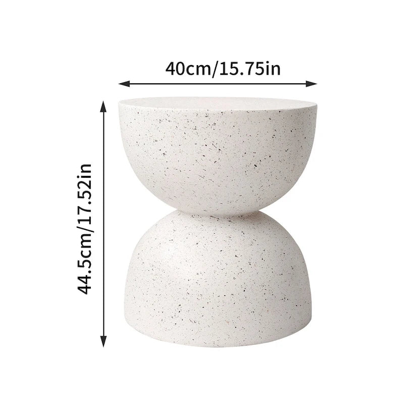 Leichter Beistelltisch aus Beton mit gesprenkeltem Design, Beistelltisch für Innen- und Außenbereich