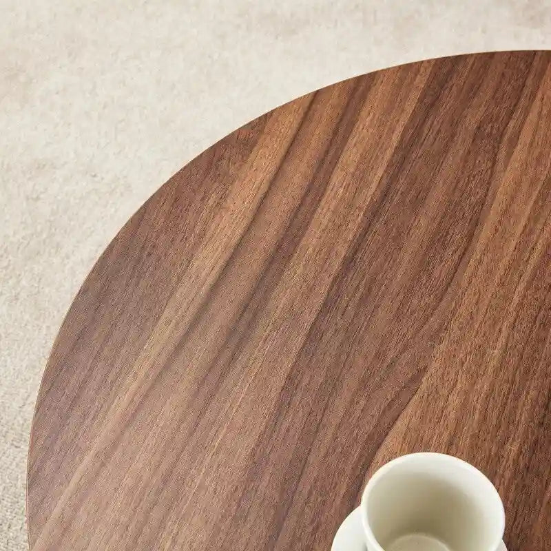 Vielseitiger runder Couchtisch aus MDF