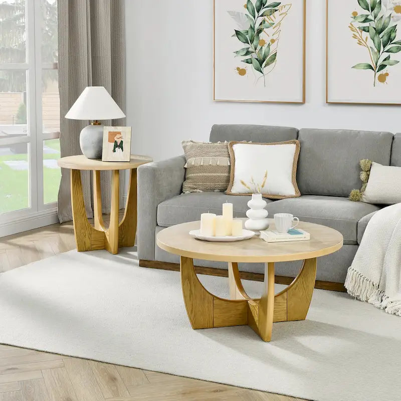 36 Hölzerner runder Couchtisch
