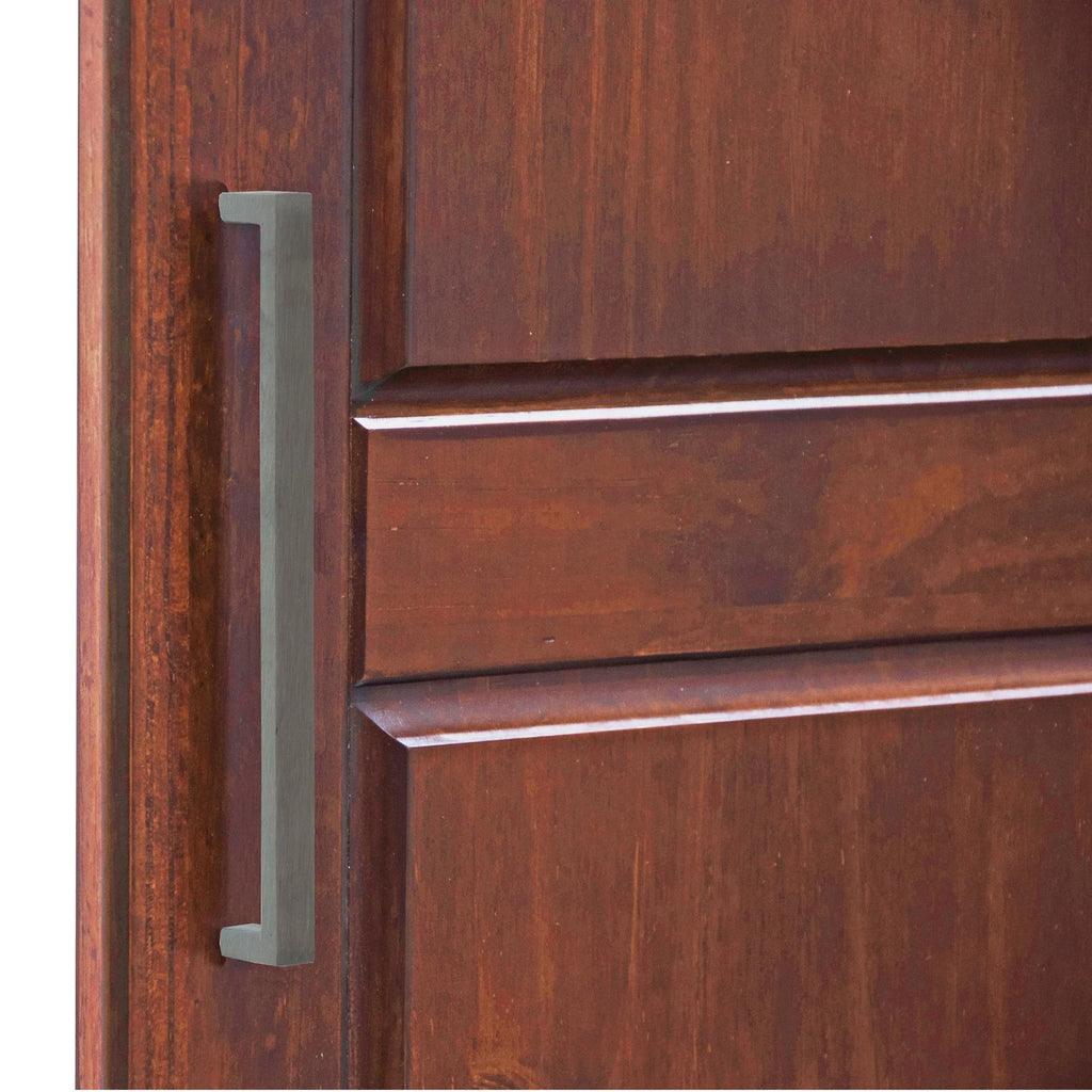 Palace Imports 100% Massivholz Cosmo 3-Türiger Kleiderschrank mit Massivholz- oder Spiegeltüren