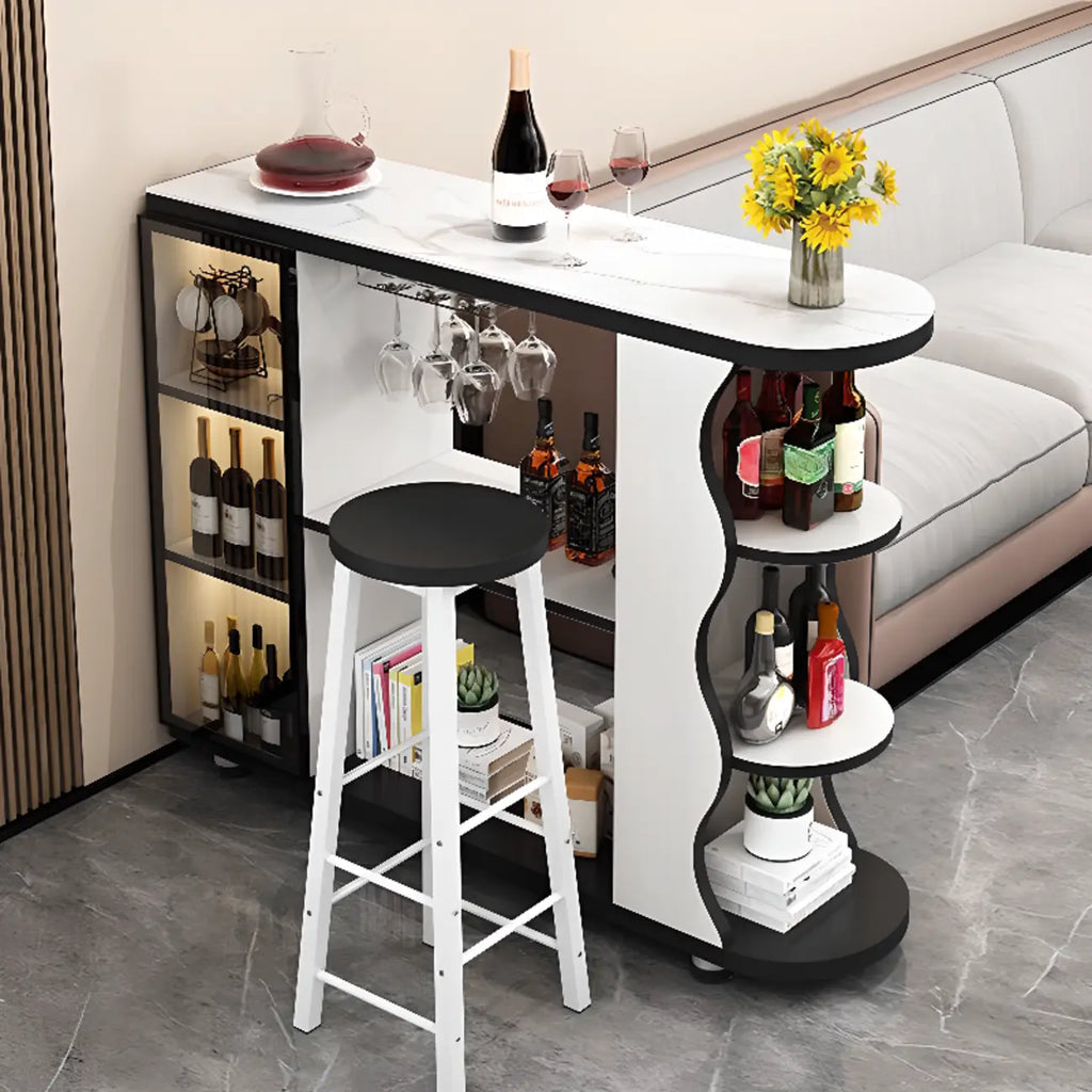 Moderner Bartisch mit Natursteinplatte in Freiform und Stauraum für Hausbars