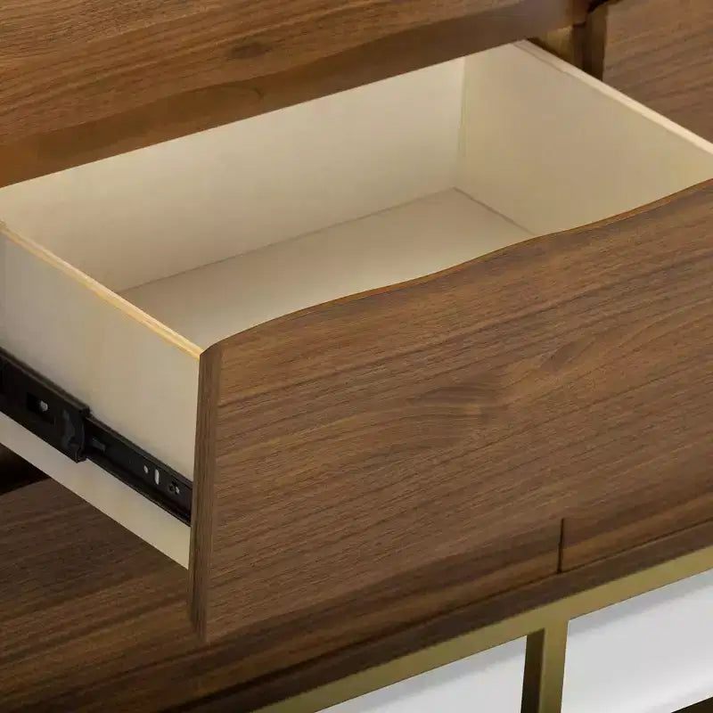 Moderne Kommode mit 6 Schubladen, Baumkanten-Design, Metallgestell und langlebiger Massivholzkonstruktion