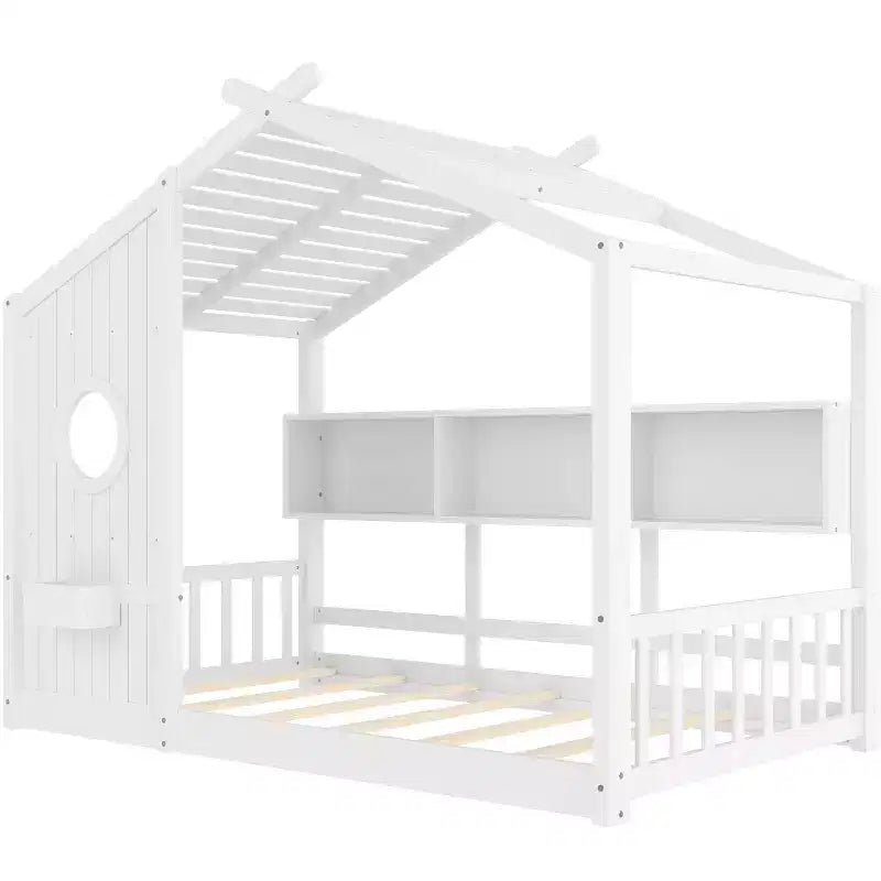 Bodenhausbett mit integrierten Ablageregalen & Lattenrost