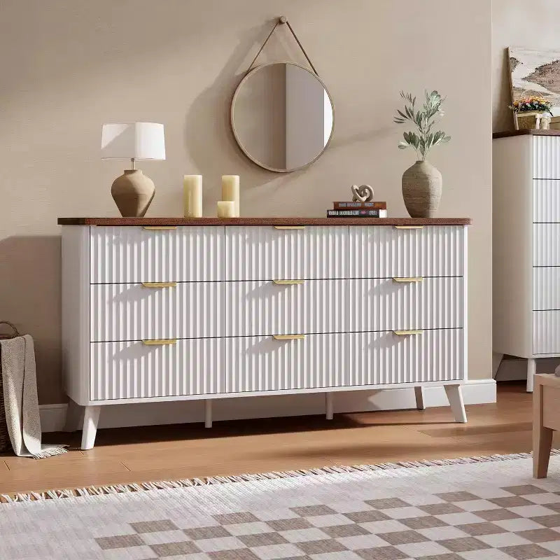 Kommode mit 9 Schubladen, gerillt, moderne Kommode, Holzkommode als TV-Ständer, geschwungenes Profil, für Wohnzimmer, Flur
