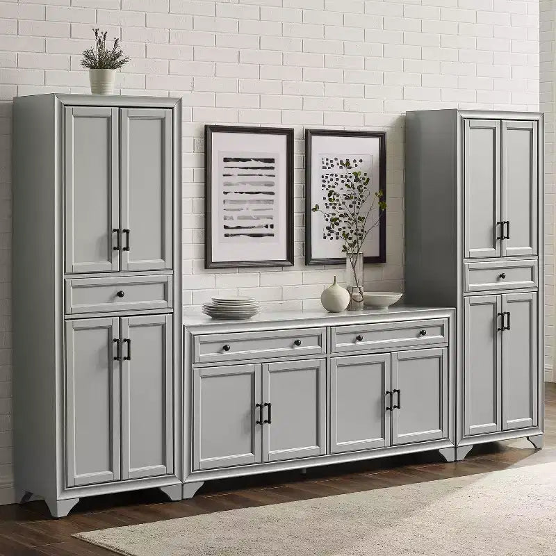 3-teiliges Tara Sideboard- und Vorratsschrank-Set im Used-Look - Crosley