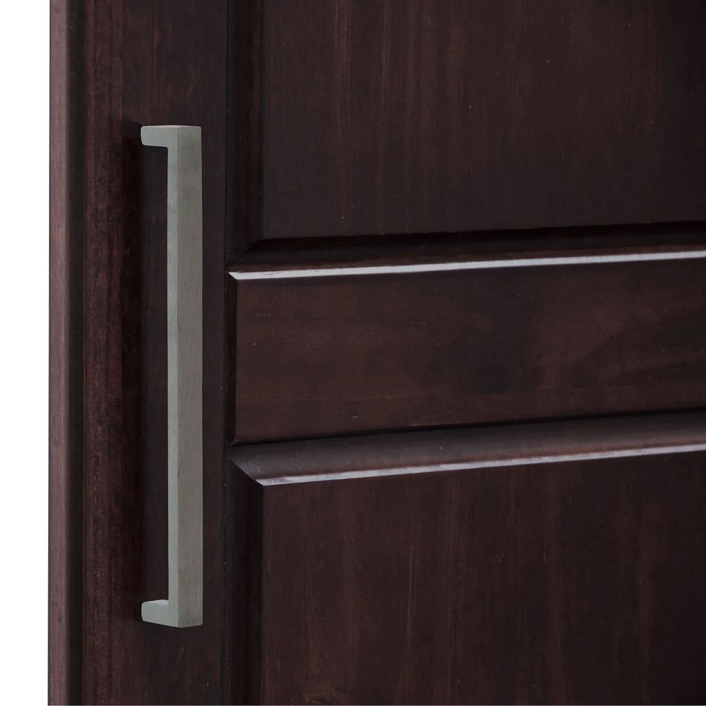 Palace Imports 100% Massivholz Cosmo 3-Türiger Kleiderschrank mit Massivholz- oder Spiegeltüren