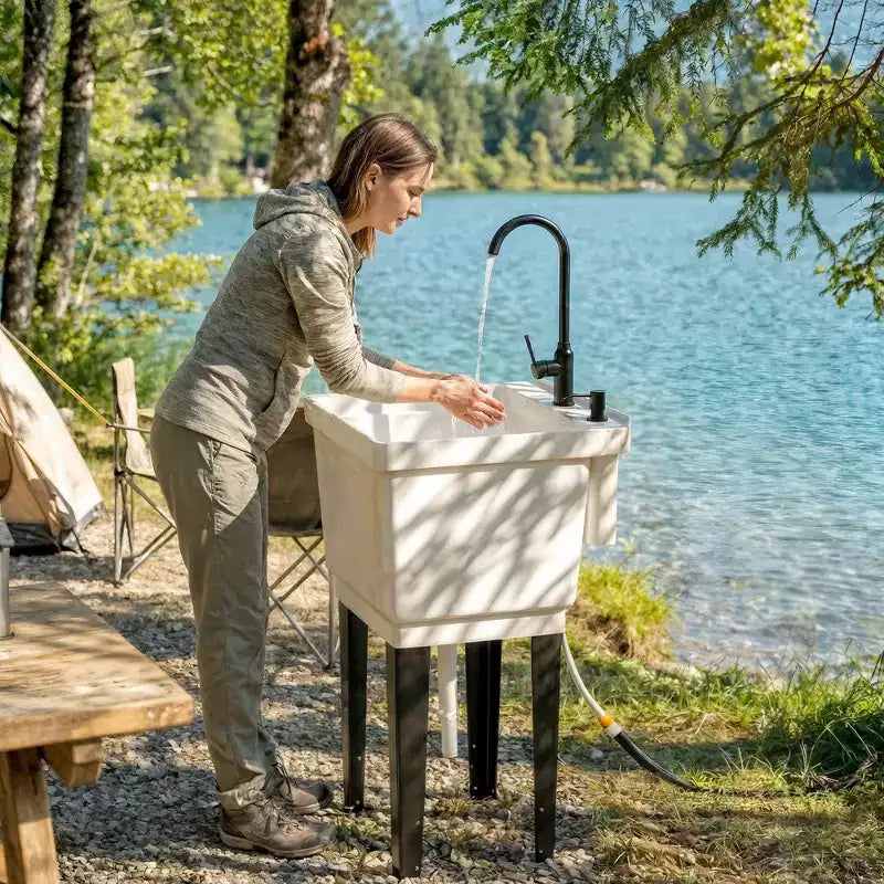 Tragbarer Spülbecken Waschtrog, Freistehendes Waschbecken mit Wasserhahn Seifenspender Schläuchen