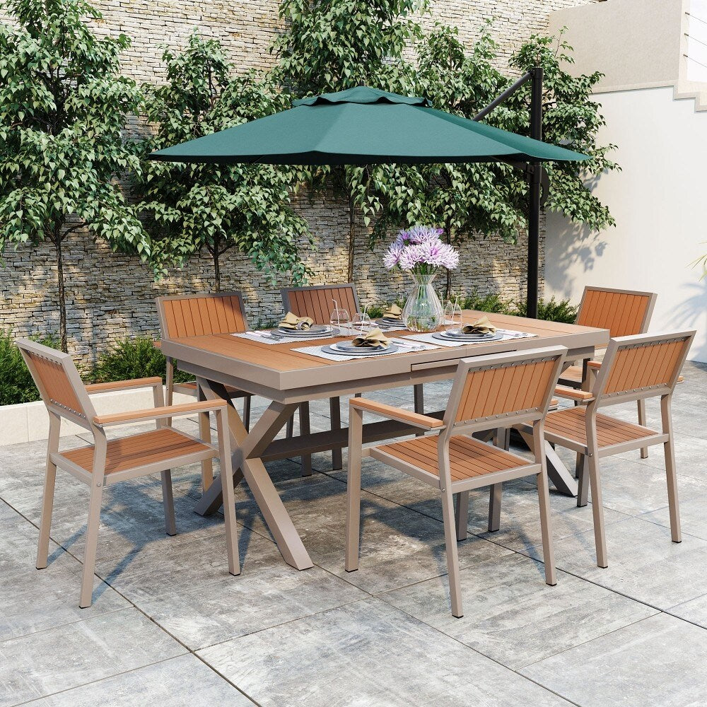 Modernes 7-teiliges Outdoor-Essgruppe mit sechs Stühlen und einem ausziehbaren Tisch für die Terrasse