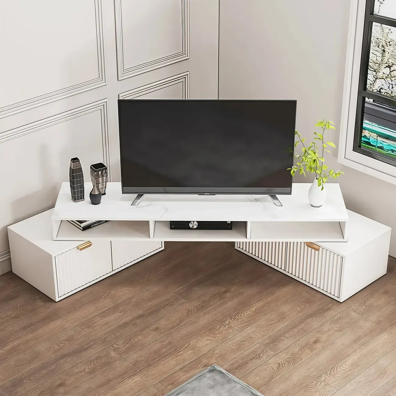 Moderner, weißer TV-Eckschrank mit 2 Schubladen und offenem Stauraum