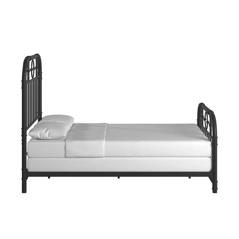 Schwarzes Metallbett