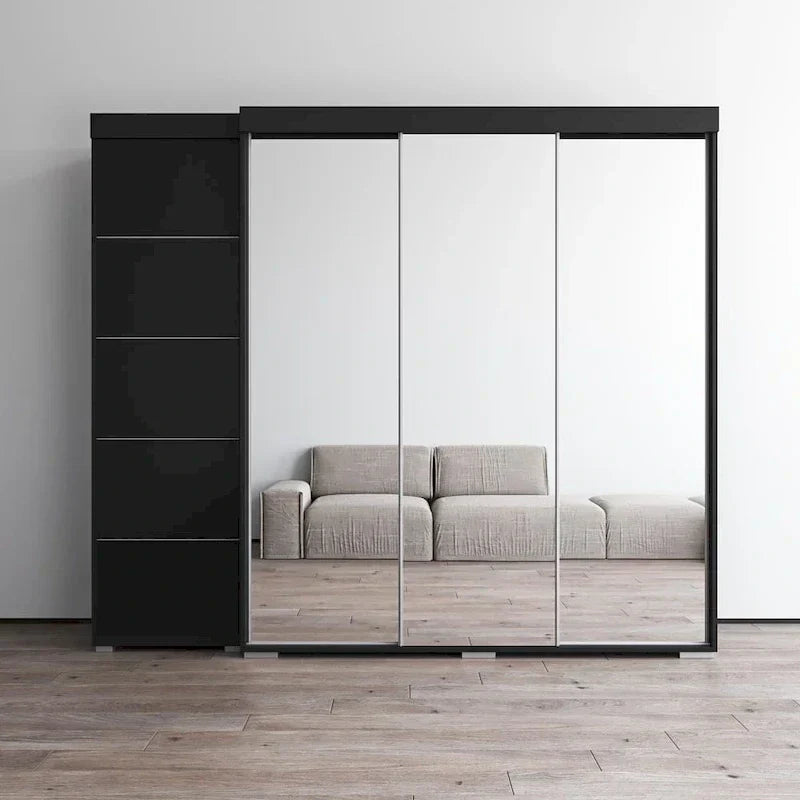 Drei-Spiegel-Kleiderschrank
