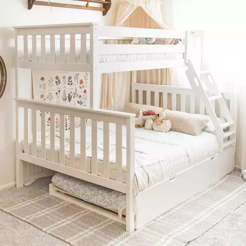 Max & Lily Massivholz Etagenbett, Twin über Full mit Ausziehbett und Leiter für Kinder