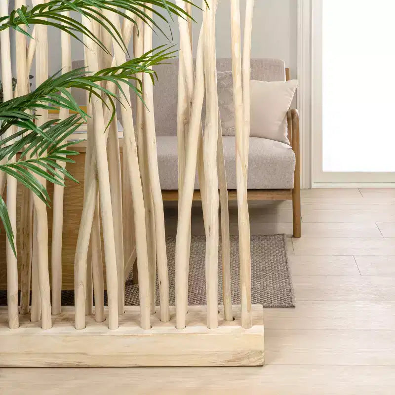 JONATHAN Y Tranquil 39W x 68H Raumteiler aus handgefertigten Teakholzästen im Bohemian Coastal Stil mit einem Paneel