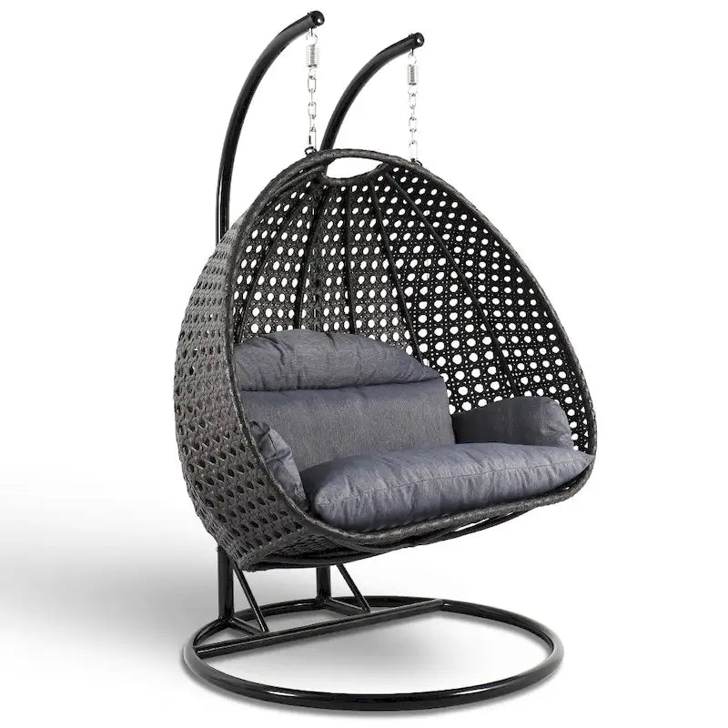 LeisureMod 2-Person Hängesessel mit Ständer – Outdoor/Indoor Rattan Korbsessel Garten-Schaukelhängematte mit Kissen