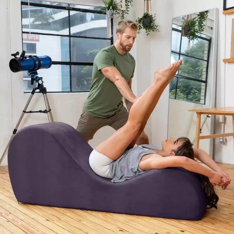Avana Sleek Yoga-Chaiselongue – hergestellt in den USA – ideal zum Dehnen, Entspannen, Trainieren und mehr, 60T x 18B x 26H Zoll, Hellgrau
