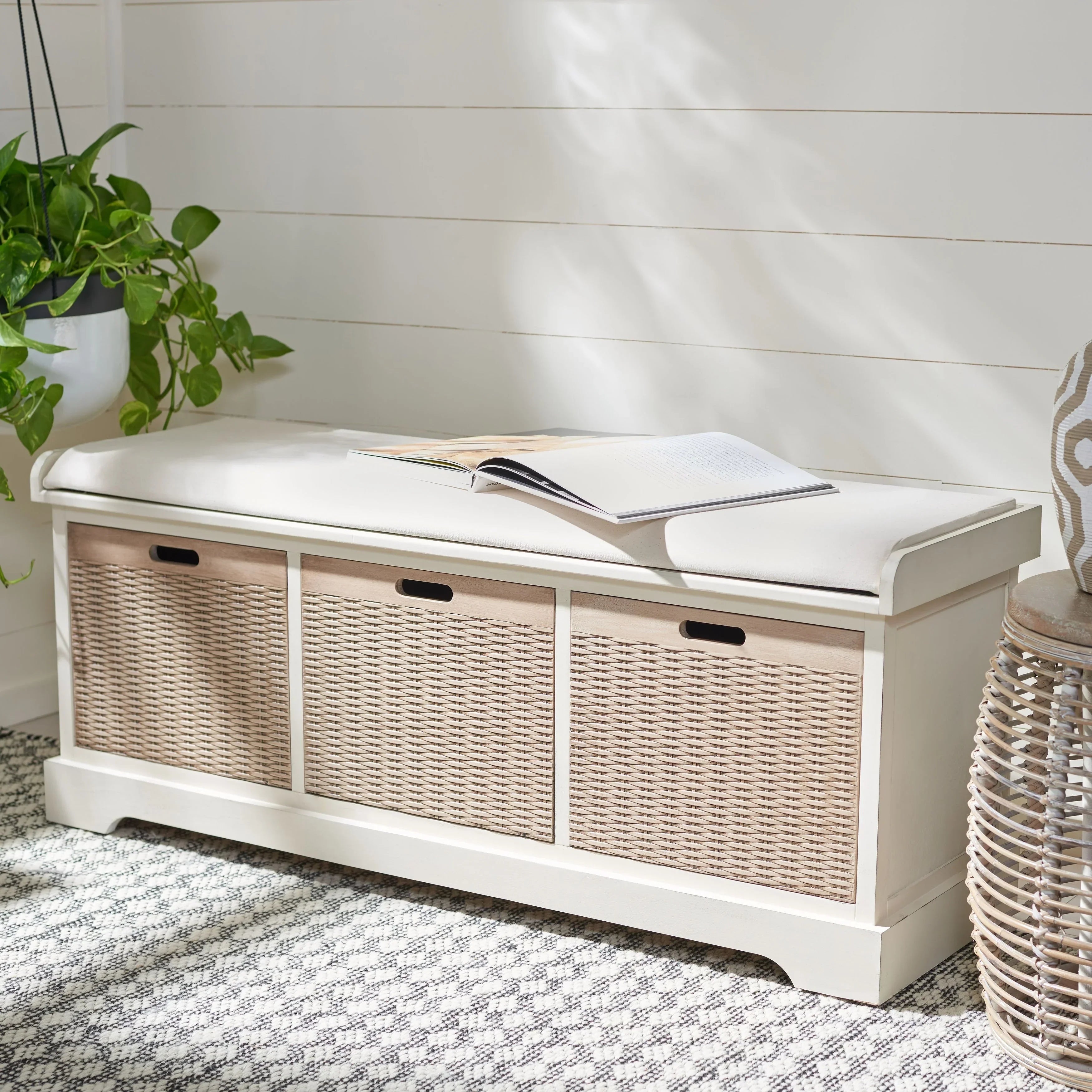 SAFAVIEH Fiorello 3-Schubladenbank mit Polsterung – 120 B x 38 T x 48 H cm – 120Bx38Tx48H