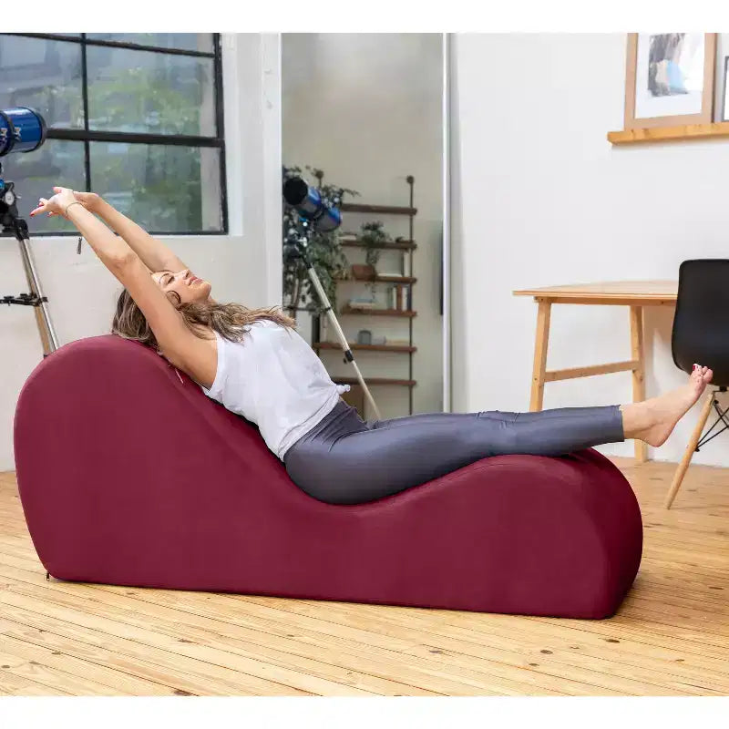 Avana Sleek Yoga-Chaiselongue – hergestellt in den USA – ideal zum Dehnen, Entspannen, Trainieren und mehr, 60T x 18B x 26H Zoll, Hellgrau