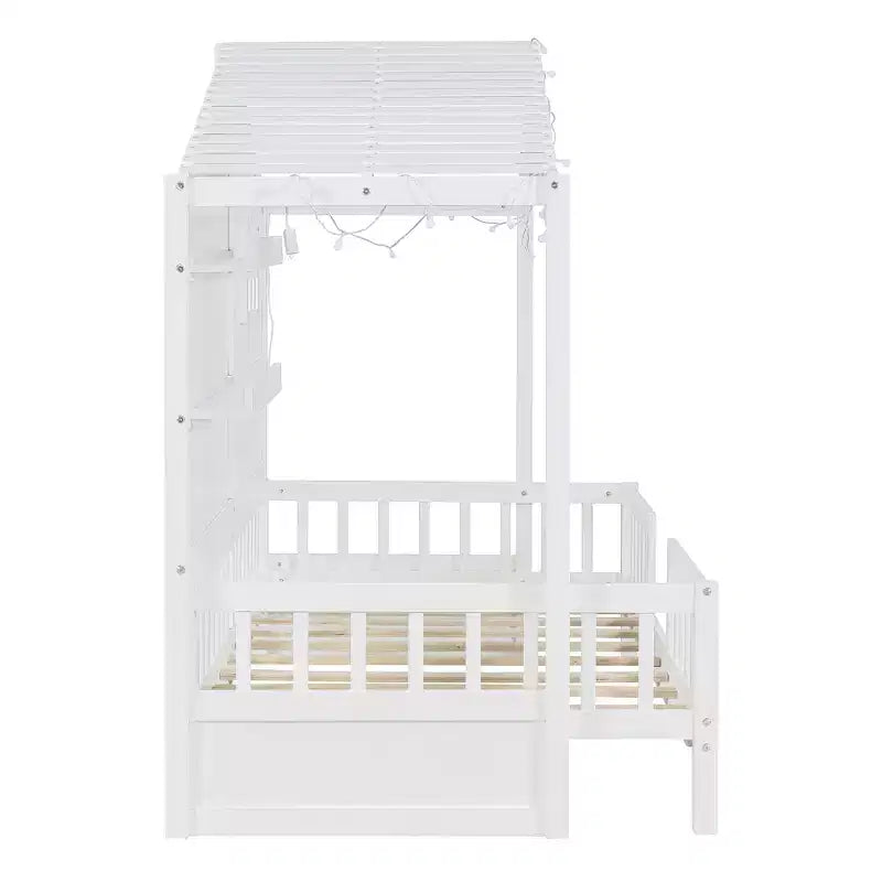 Hausbett in Twin-Größe mit Ablageregalen und Rausfallschutz, Montessori-Bettrahmen aus Holz für Kinder mit Fenster und glitzerndem Lichtband