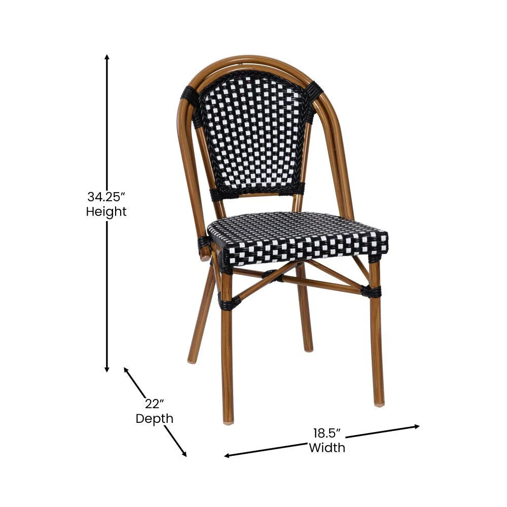 Bistro-Set für den Innen- und Außenbereich mit Tisch und vier Stühlen