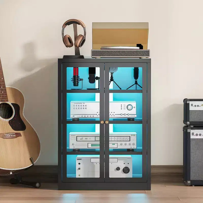 Bekrvio Metall-Mediaschrank, 4-stöckiger Stereoschrank mit Glastüren und verstellbaren Einlegeböden, Audio-AV-Rack mit Kabelmanagement