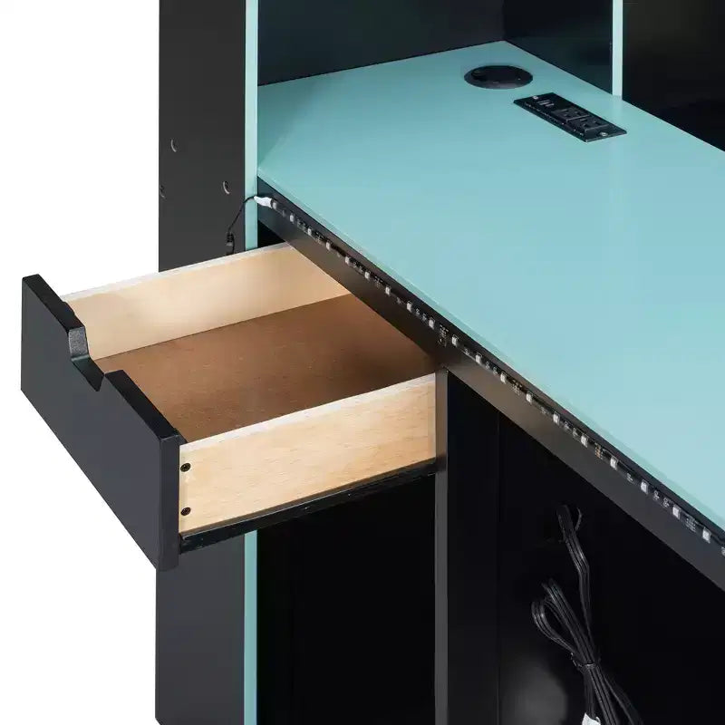 Gaming-Tagesbett (Queen-Size/Full-Size) mit Kopfteilregal, LED-Beleuchtung, integriertem Schreibtisch, Schubladen und Ladestation