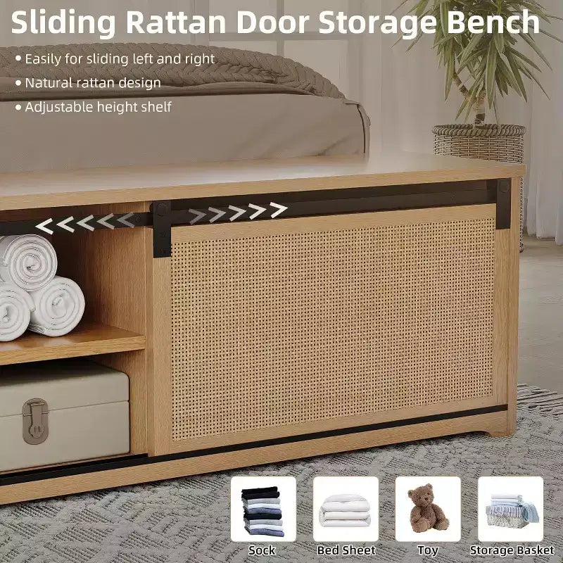 Boho Farmhouse Bettrahmen aus Naturrattan mit Schiebetür-Stauraum und LED-Kopfteil, Massivholz-Stützbeine.