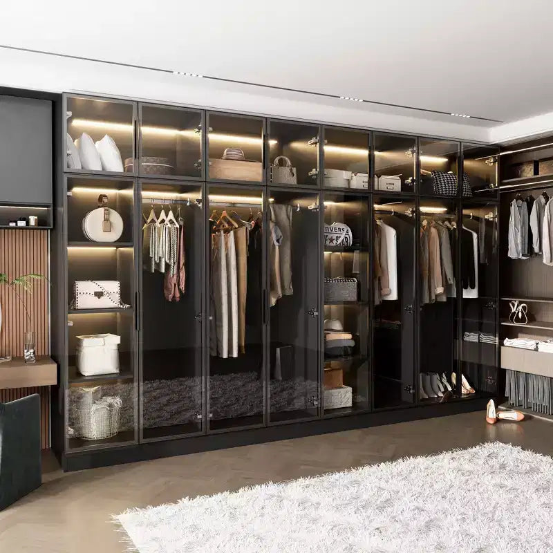 Hitow Pure Black Luxus-Kleiderschrank mit Türen aus gehärtetem Glas, 3-Farben-LED-Beleuchtung, vom Boden bis zur Decke reichender Schlafzimmerschrank-Organizer, Ankleidezimmerschrank