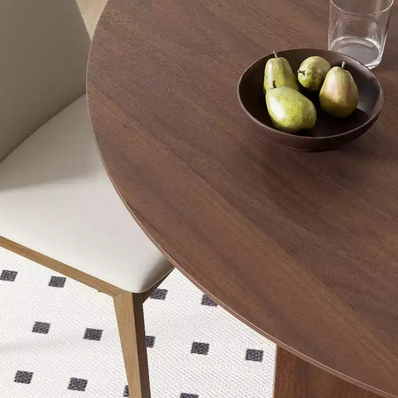 PexFix 45 x 45 runder Esstisch aus Massivholz mit Walnuss-Finish und eleganten gewölbten Beinen für moderne Esszimmer & Küchen