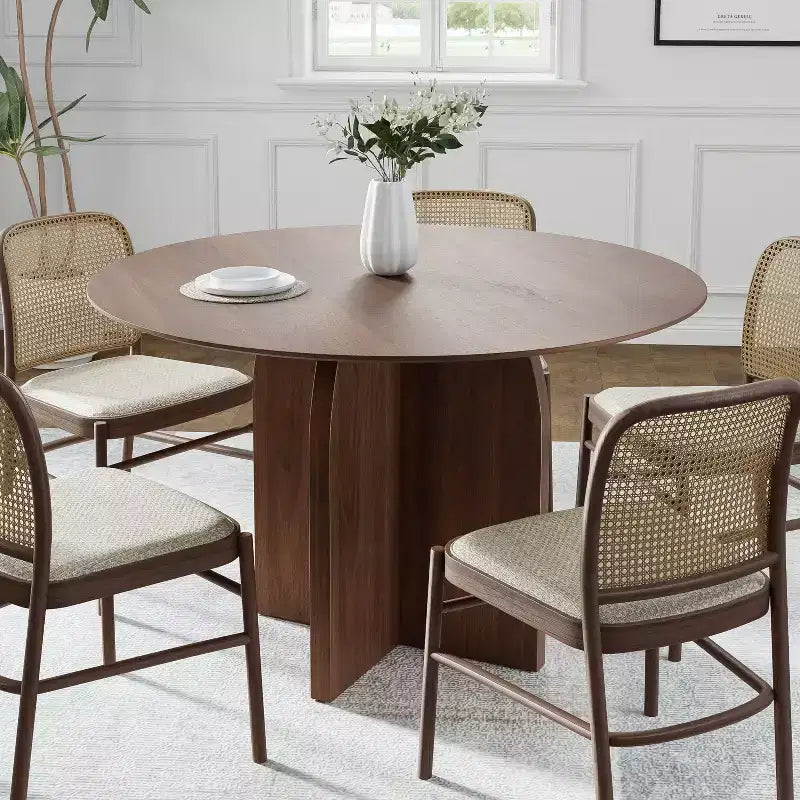 PexFix 45 x 45 runder Esstisch aus Massivholz mit Walnuss-Finish und eleganten gewölbten Beinen für moderne Esszimmer & Küchen