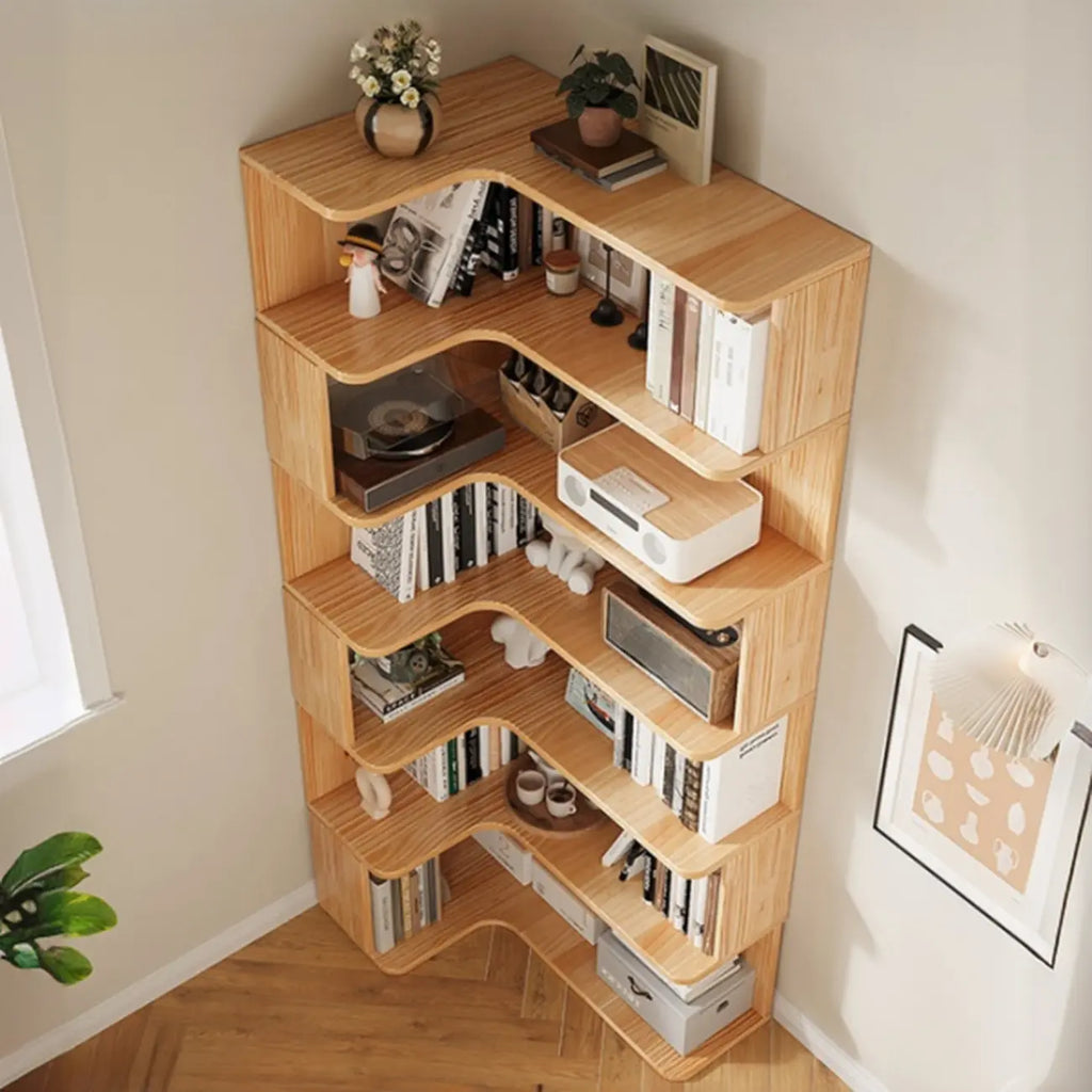L-förmiges offenes Bücherregal aus Holz mit Naturfinish