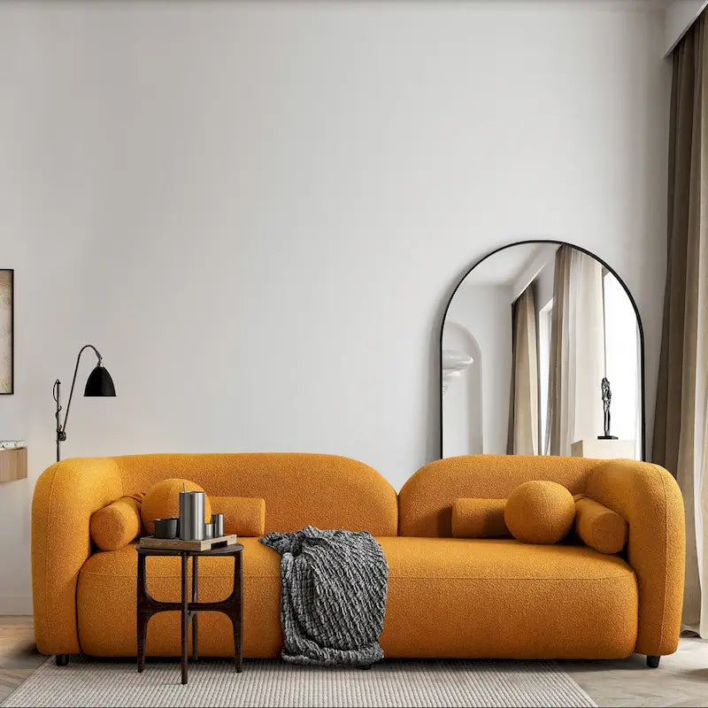 Milet Luxuriöses modernes Bouclé-Sofa mit geschwungenen Armlehnen