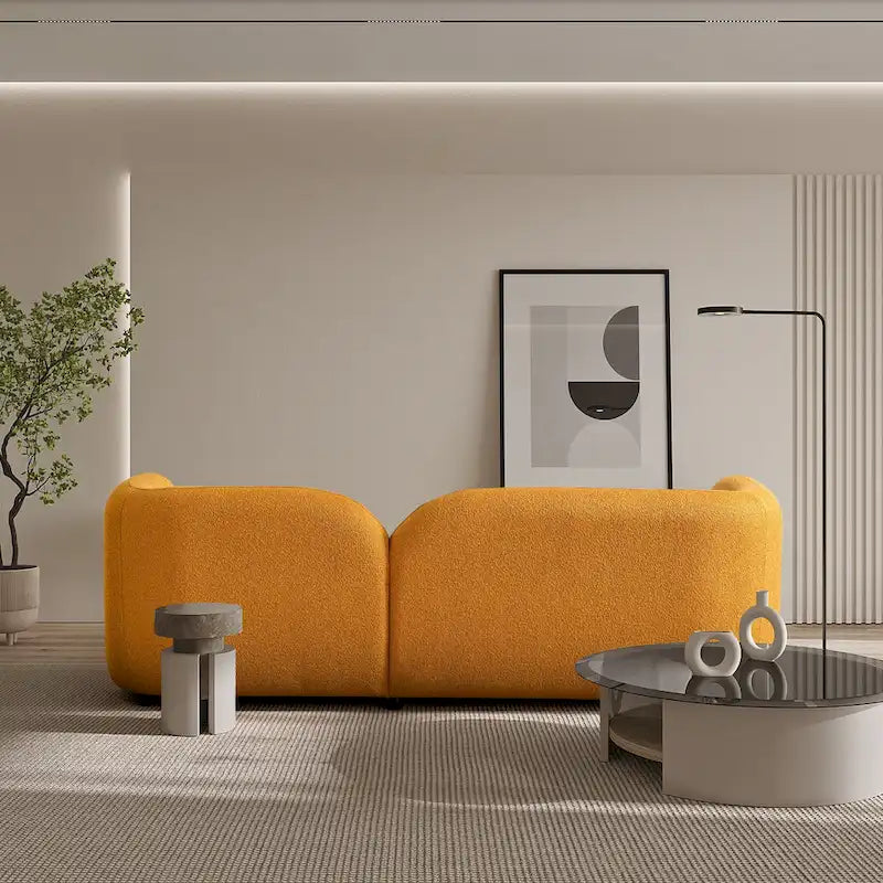 Milet Luxuriöses modernes Bouclé-Sofa mit geschwungenen Armlehnen