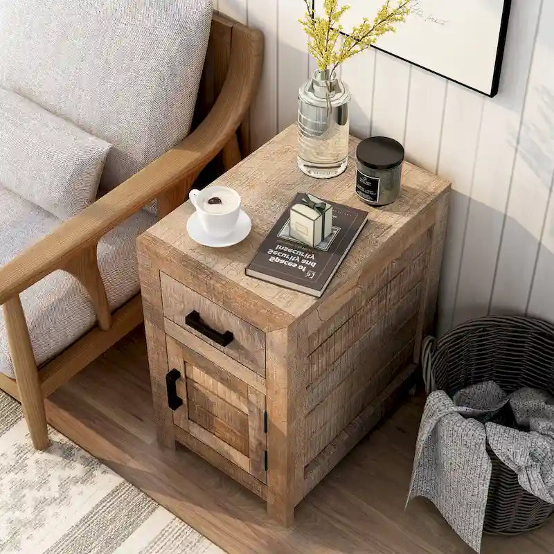 Anaisha Rustikaler Beistelltisch aus massivem Holz, warme Naturtöne, 58 cm, mit Stauraum, von Furniture of America