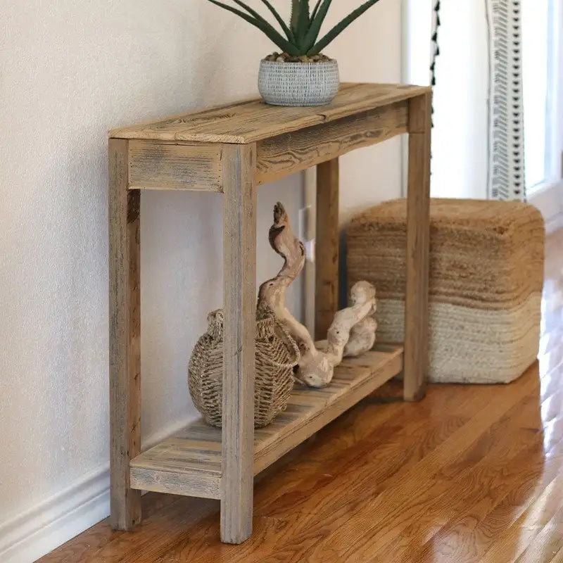 Naturholz-Konsolentisch im Minimalisten-Design