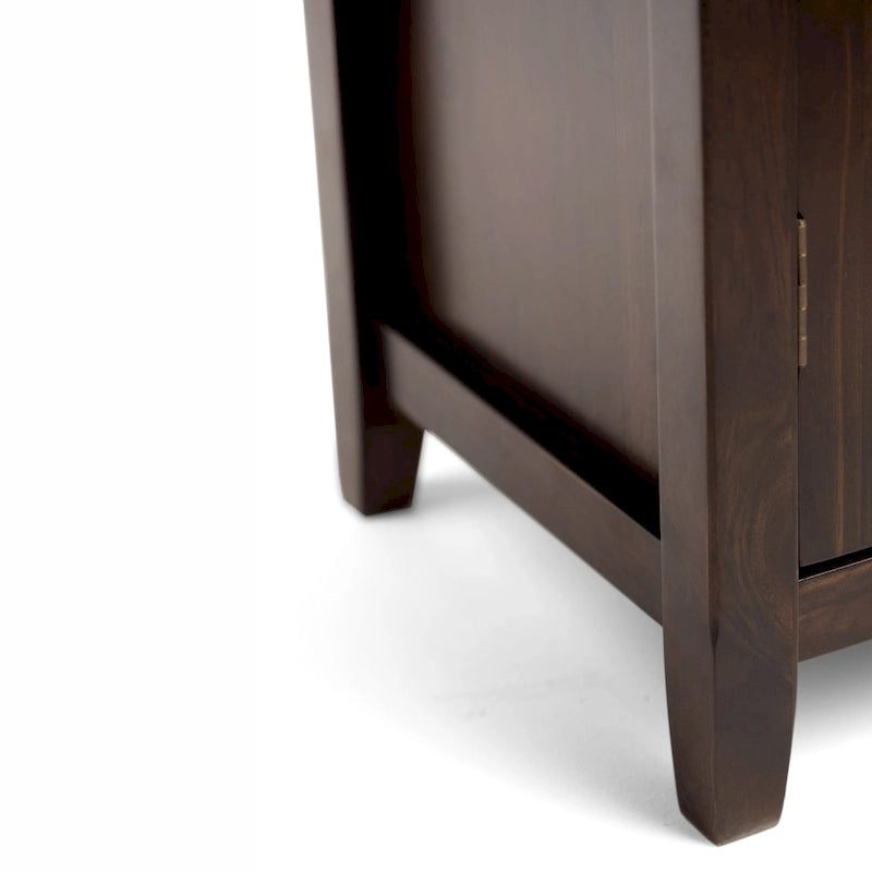WYNDENHALL Portland Massivholz 101,6 cm breiter Übergangs-Medien-Aufbewahrungsschrank in Mahagonibraun – 101,6 B x 42,9 T x 111,8 H cm