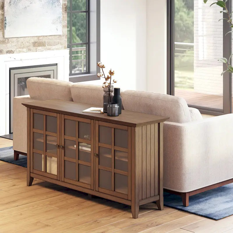 WYNDENHALL Normandy SIDEBOARD AUS MASSIVHOLZ, 62 Zoll breit, Übergangsstil, mit viel Stauraum – 62 B x 18 T x 34 H