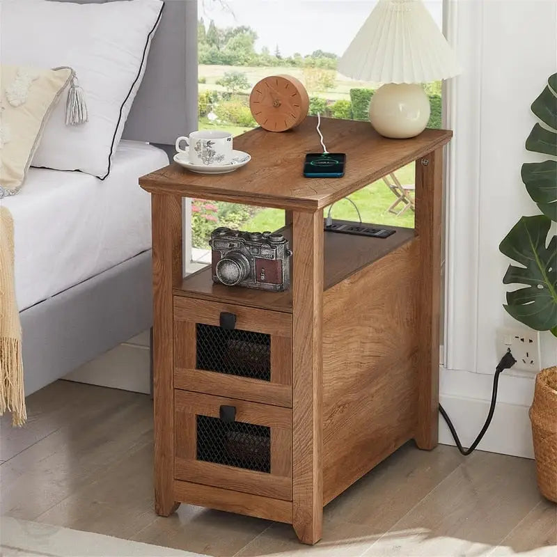Beistelltisch mit Ladestation – 35T x 60B x 63H cm