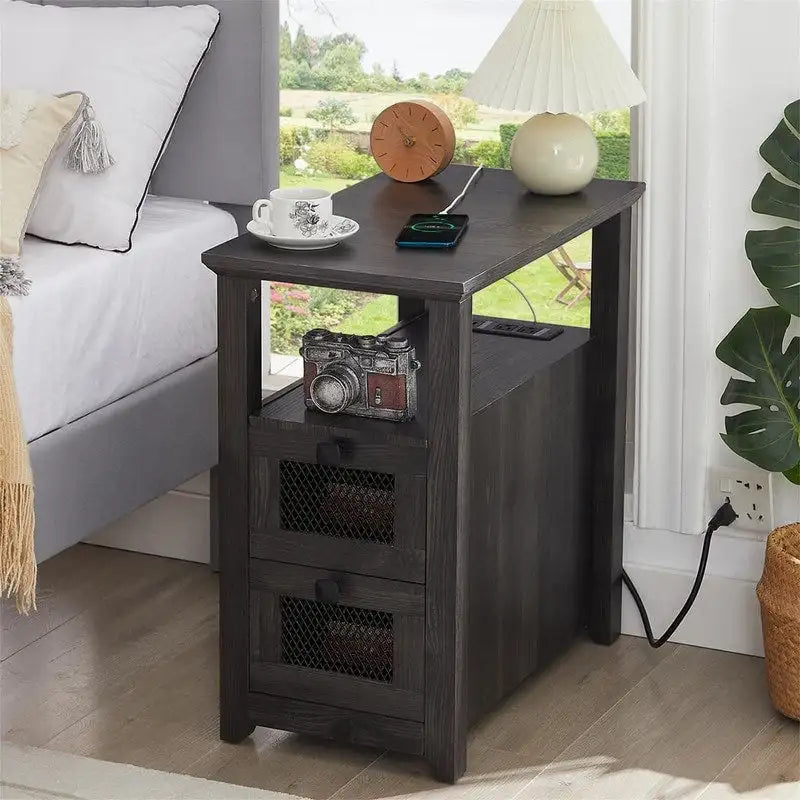 Beistelltisch mit Ladestation – 35T x 60B x 63H cm