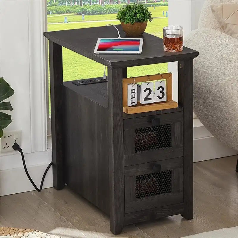 Beistelltisch mit Ladestation – 35T x 60B x 63H cm