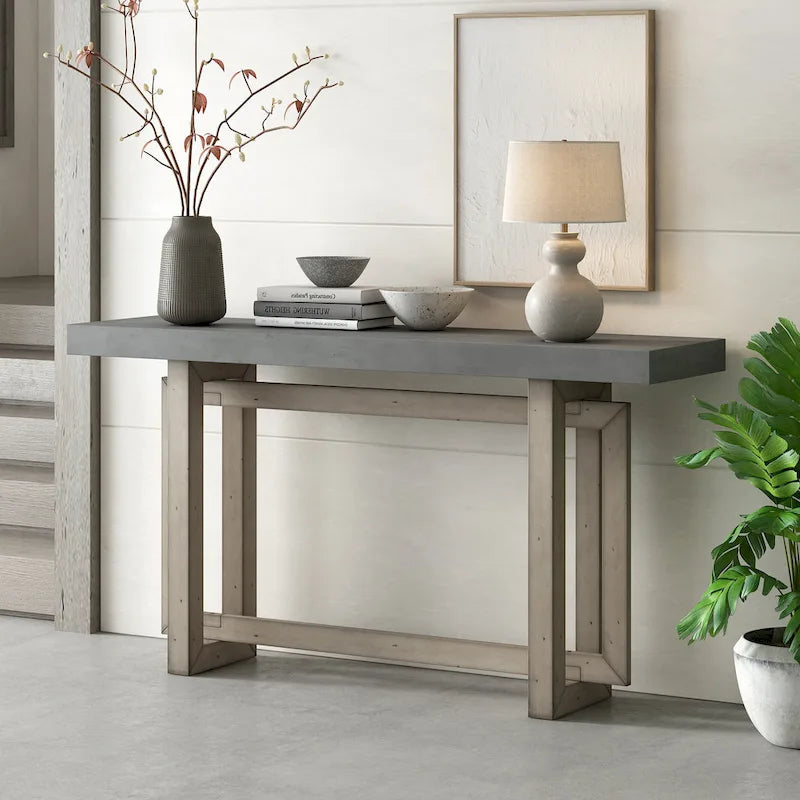 Konsolentisch mit industriell anmutender Beton-Holz-Platte