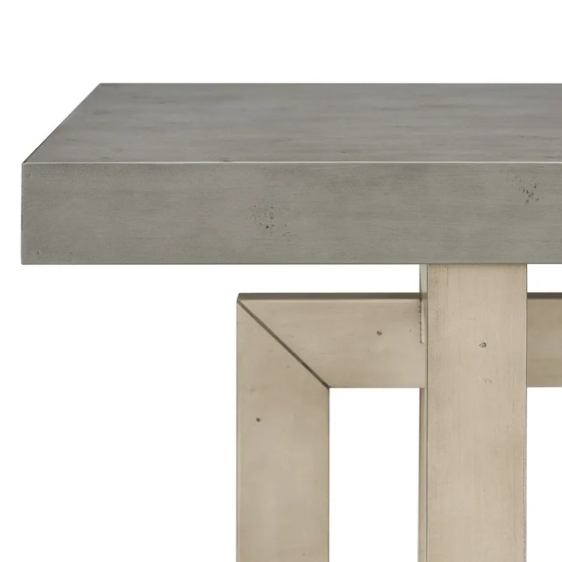 Konsolentisch mit industriell anmutender Beton-Holz-Platte
