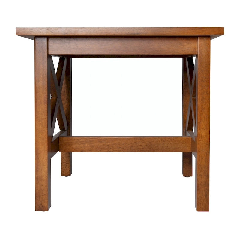 Klassischer Beistelltisch im Landhausstil aus Massivholz