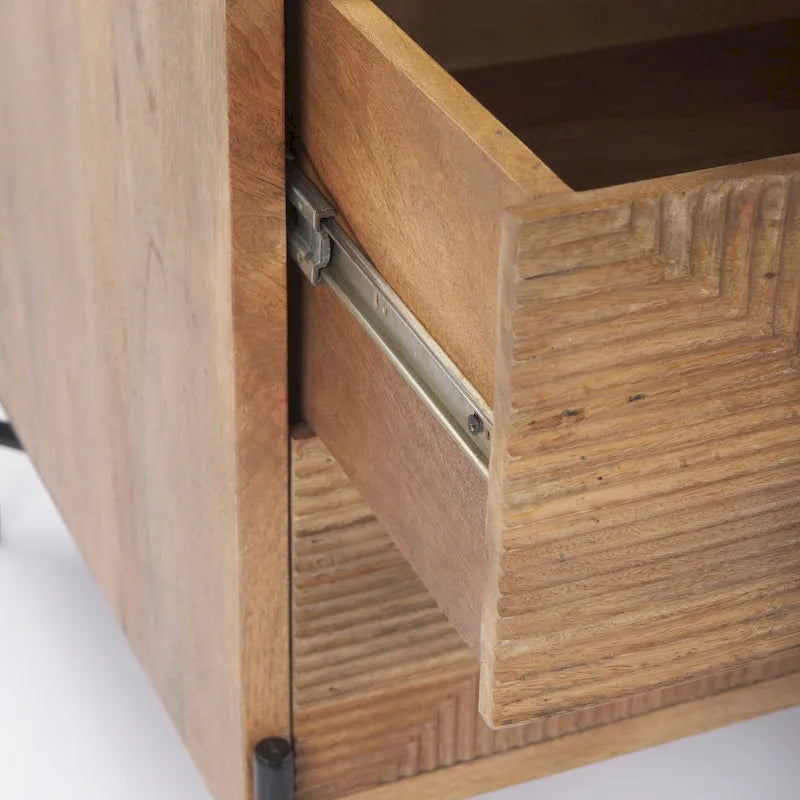 Cairo Akzenttisch aus hellbraunem Massivholz mit schwarzem Eisenrahmen und 2 Schubladen – 22L x 22B x 26H