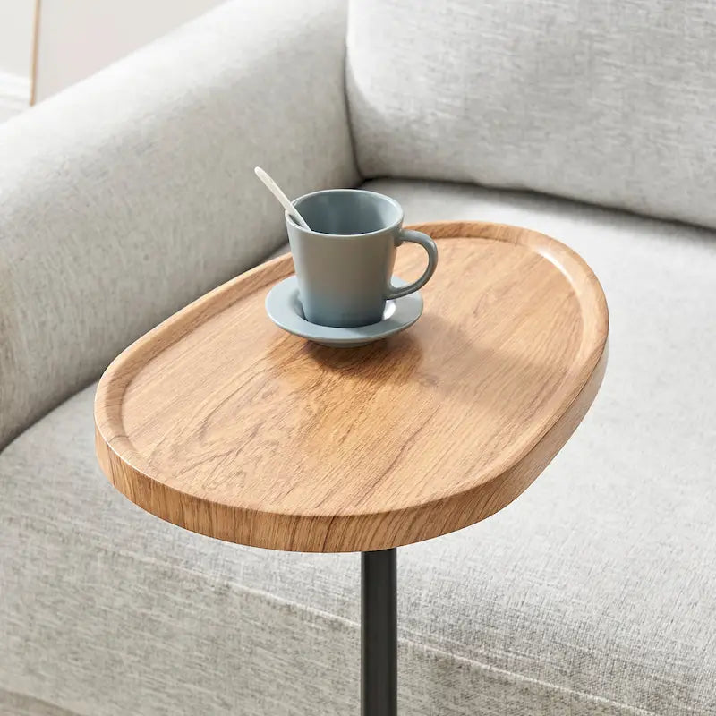 Carter Oval Teardrop Moderner Beistelltisch C-Tisch mit erhöhtem Rand und gekreuztem Y-förmigem Metallsockel für die Couch