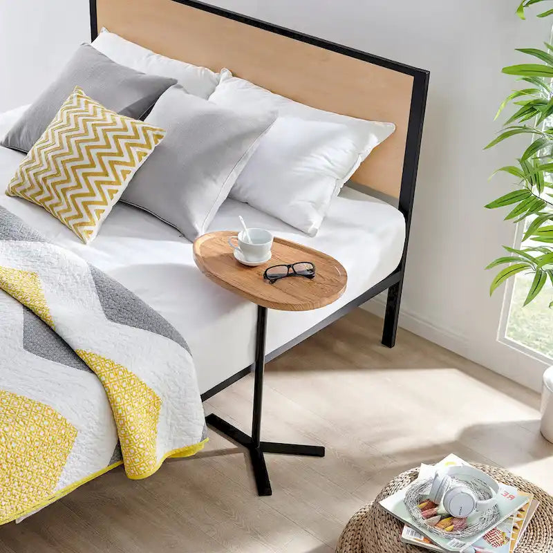 Carter Oval Teardrop Moderner Beistelltisch C-Tisch mit erhöhtem Rand und gekreuztem Y-förmigem Metallsockel für die Couch