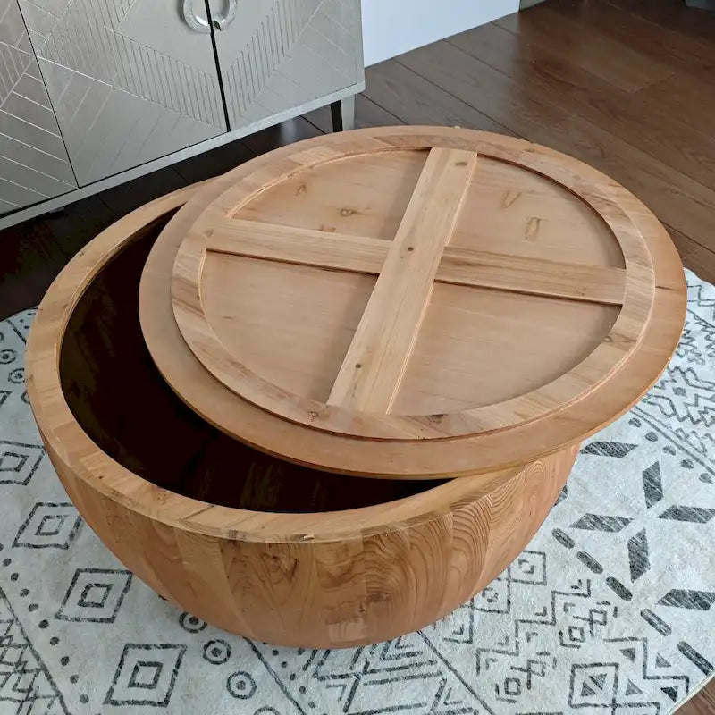 31.50Vintage Style Coffee Table