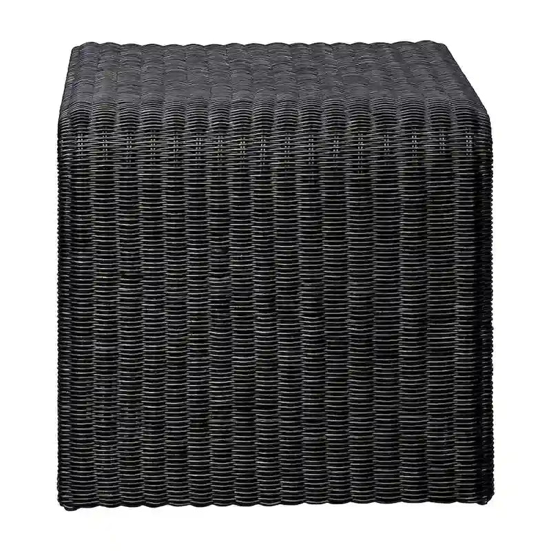 Woods Schwarzer gewebter Rattan-Quadrat-Beistelltisch