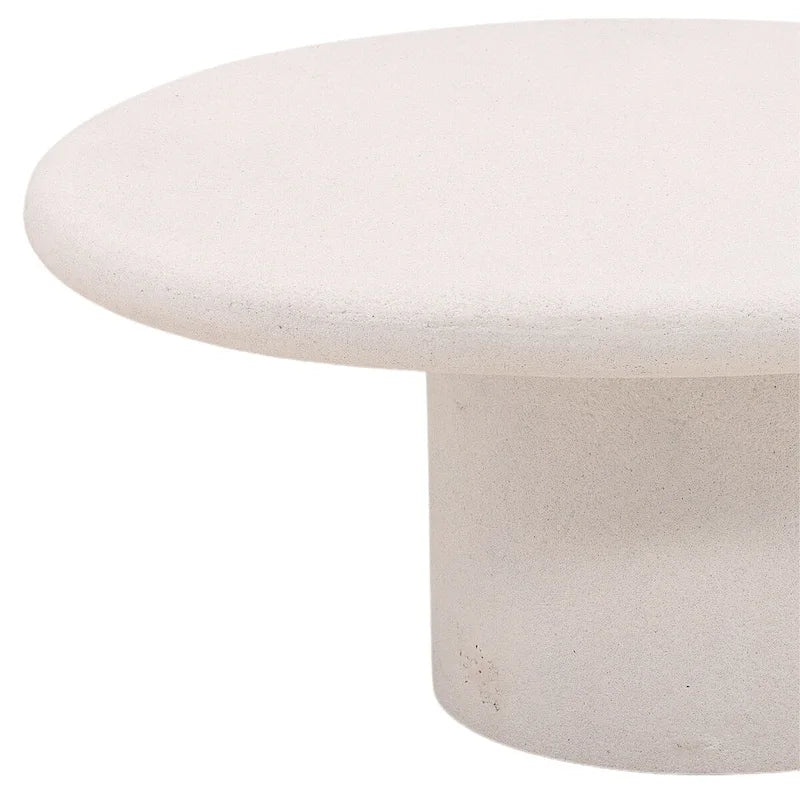Rowan Couchtisch aus Terrazzo und Beton, Weiß